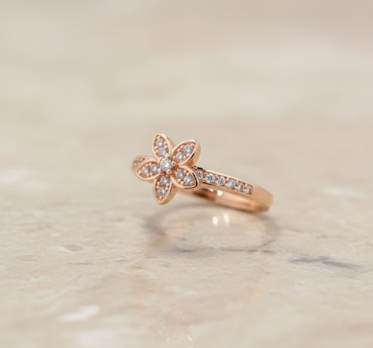 Rose Gold white Flower Ring